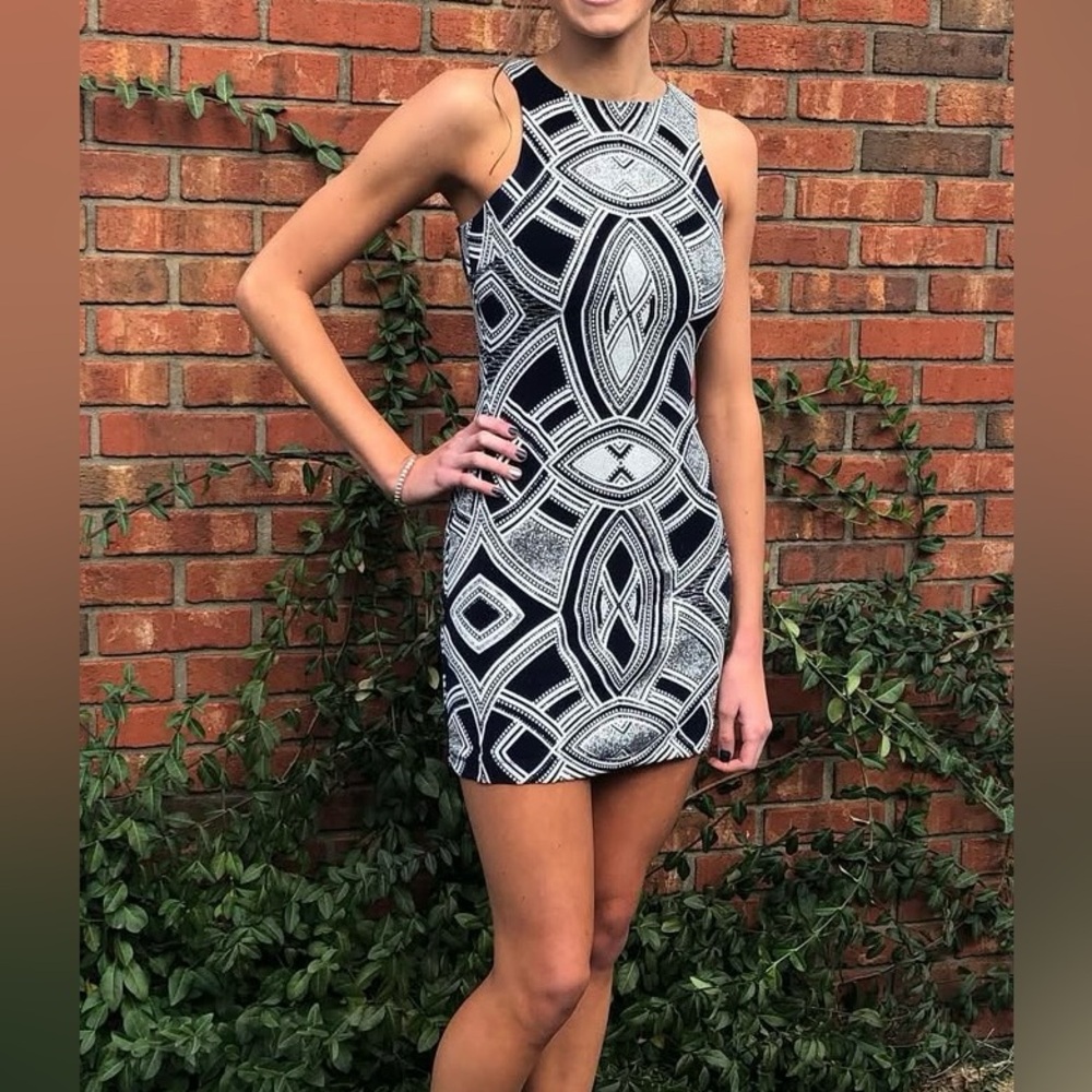Geometric Navy and White Sleeveless Dress